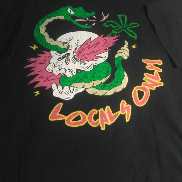 VINTAGE GRAPHIC T-SHIRT "LOCALS ONLY" SKULL & ALLIGATOR  SZ. XL - Picture 1 of 6